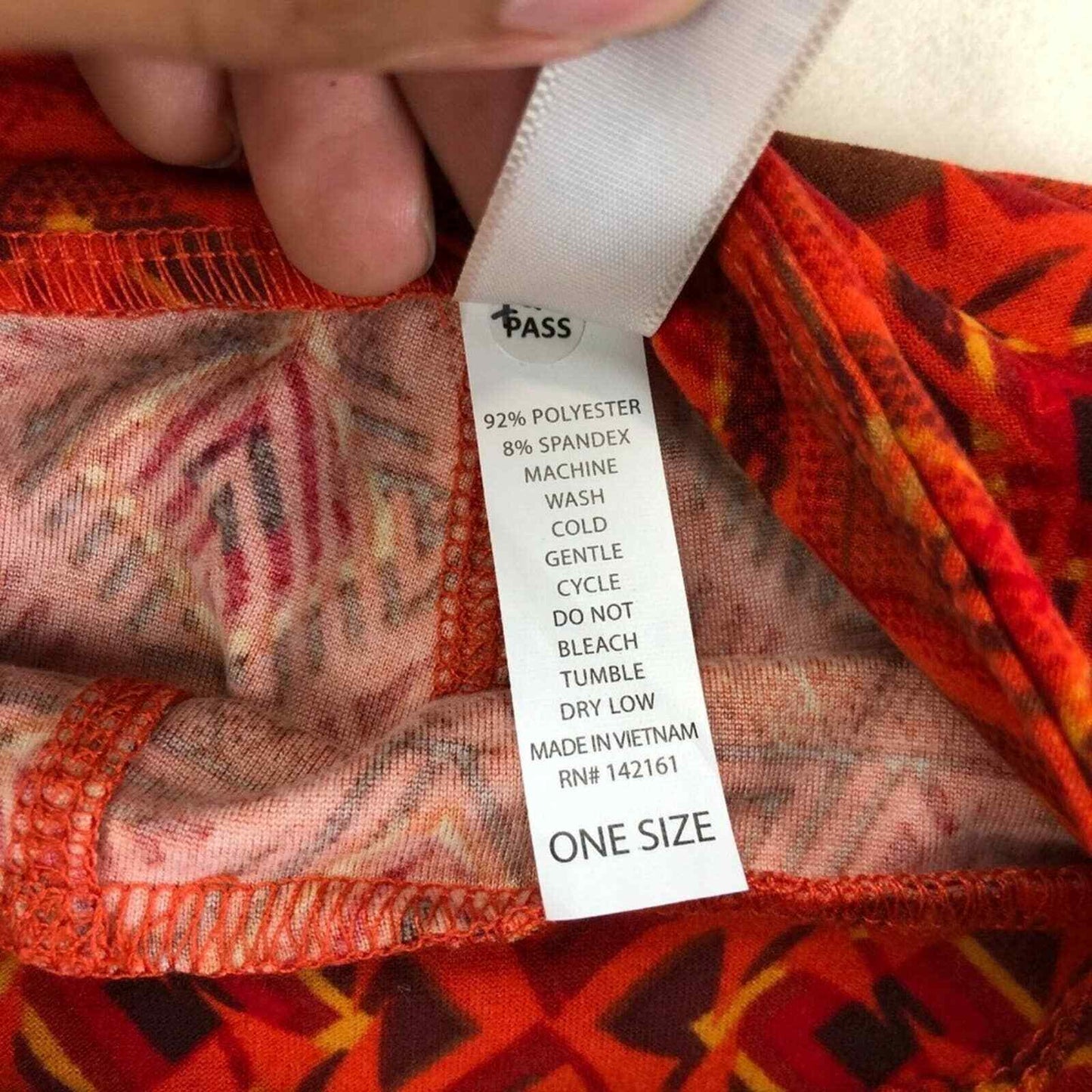 Lularoe One Size Red Graphic Leggings Pants