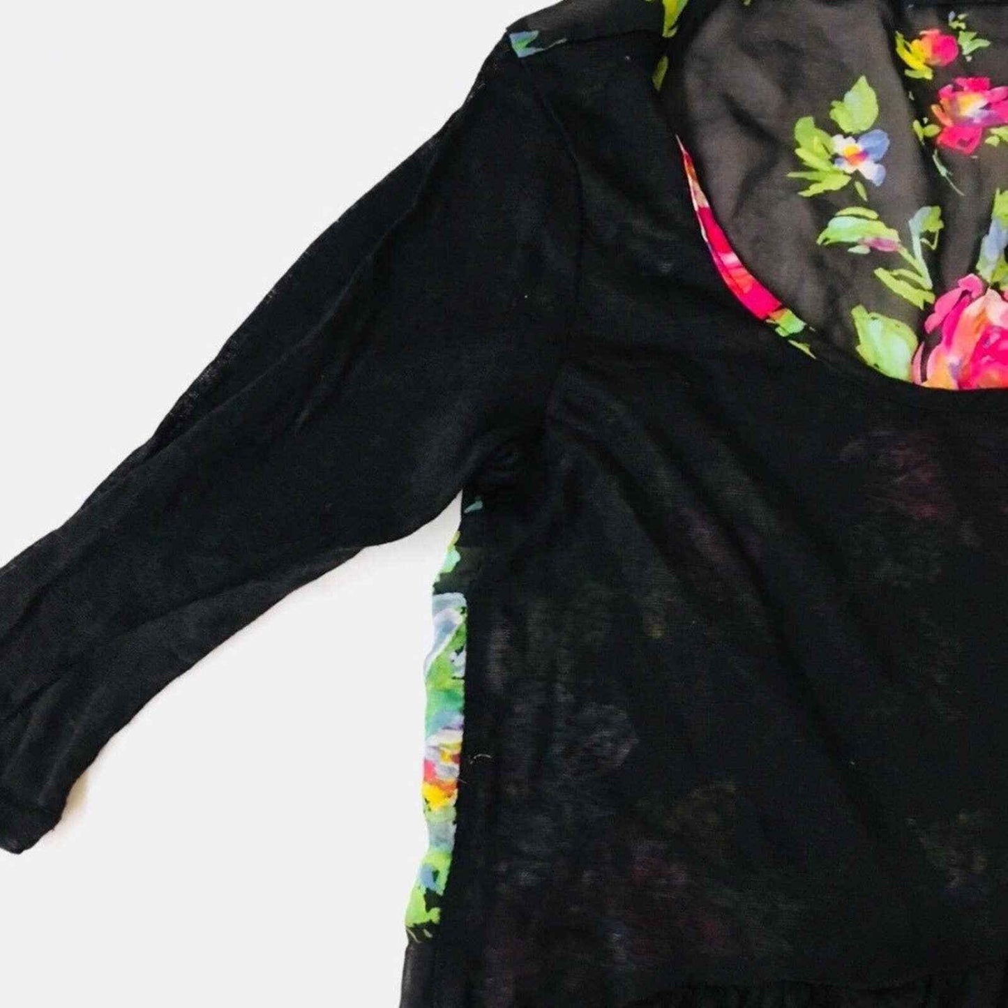 Love Live Loved Women's Size S Floral Black Blouse