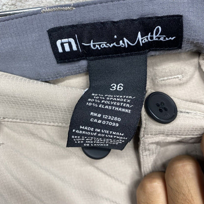 Travis Mathew Shorts Men's Size 36 Beige Loose Wide Leg Chino