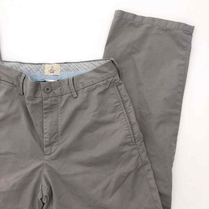 GAP Waist 30 Gray Straight Relaxed Khaki Pants