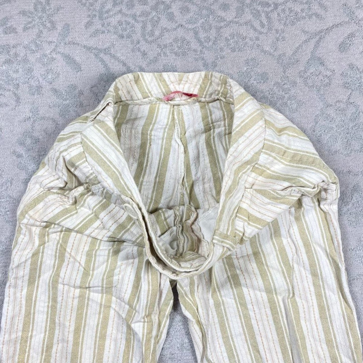 Lux Short Womens Beige Stripe Capri Waist 32