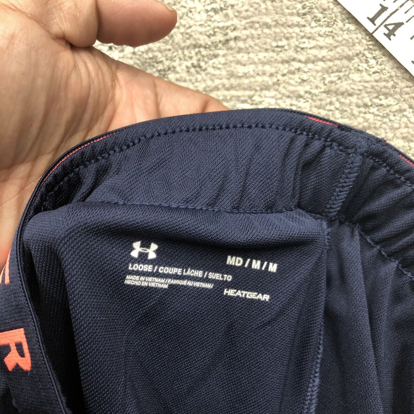 Under Armour Shorts Women's Medium Blue Mid Rise Loose Waistband WideLeg